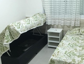 Apartment with gourmet balcony, 150m from the beach, 3 bedrooms with air conditioning, swimming pool and barbecue. 5