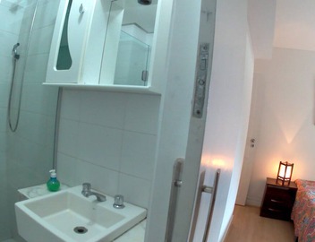 88m2 apartment facing the beach, with sea views. 5