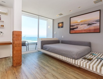 Barra Beach Ocean View 4