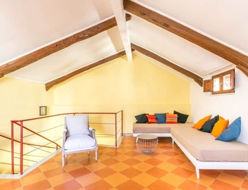 A modern and confortable three bedroom apartment in Sorrento close to the beach 5