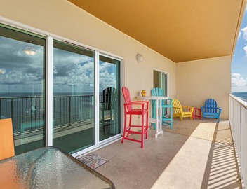 Gorgeous Unit! Direct Ocean View. Updated Unit! 5