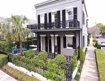 Elegant, Luxuriously Furnished Historic Property In The Garden District Sleeps 4 3