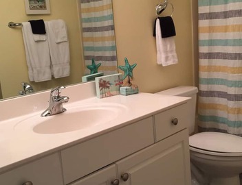 2 Bedroom/2 Bathroom with Bunk Room; Beach Service - New Rates! 5