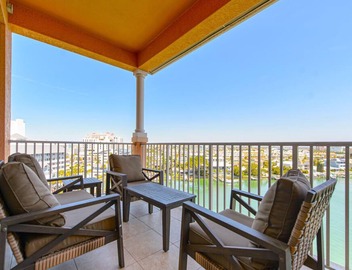 Harborview Grande 802 - Stunning Top Floor 4