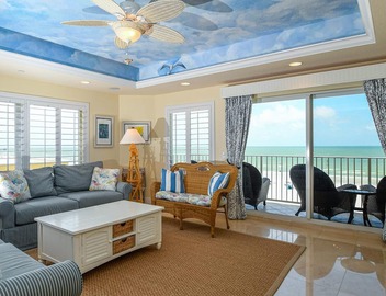 Chateaus on White Sands 502 Beachfront Condo 2