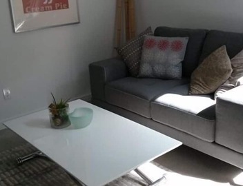 Cozy Modern Suite In The Heart Of Main Street (MINIMUM 90 DAYS) 5