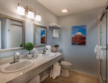 Arizona Sun Suite #107 @ Sedona Uptown Suites 5