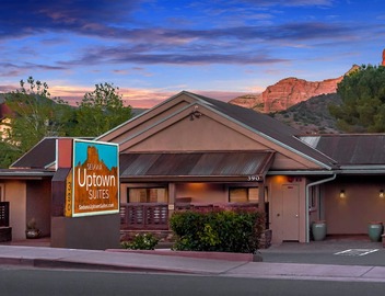 Prickly Pear Junior Suite #104 @ Sedona Uptown Suites 2