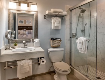 Agave Suite #100 @ Sedona Uptown Suites 4