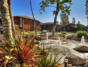 SPECIAL 11/1 - 12/1 89NT BEAUTIFUL CONDO! WALKING TRAIL TO GORGEOUS BEACH 5