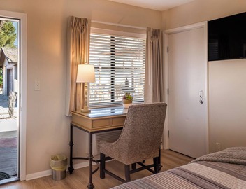 Desert Marigold Junior Suite #105 @ Sedona Uptown Suites 2