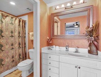 Admirals Quarters 4BR.4BA, 2120sf, STUNNING VIEWS, 4-11 JUL AVAIL 2