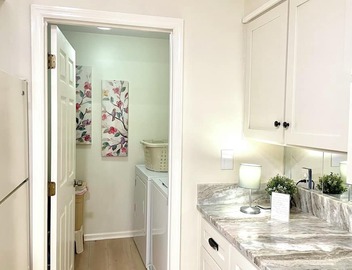 Oceanside, Top & Center at Pier Pointe-10% off most of yr for 7 or more nights 5