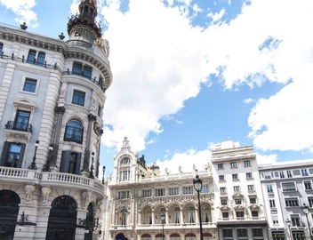 Luxury Aprt. Trendy Chueca, Madrid Center, Walk to Museums, Plazas and Gran Via 4