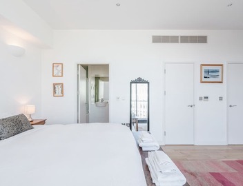 Stunning Penthouse with views of the London Eye - 2BR, 2BR 3