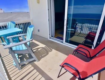 Dog friendly beachfront condo with sunset views 5