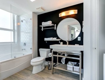 Stunning Corner Deluxe Studio Free Parking 4