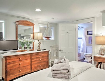 4 Mi to French Quarter: NOLA Apt w/Garden Patio 2
