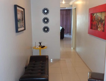 MAKE YOURSELF AT HOME! Spacious, 4 bedrooms, air conditioning, free Wi-Fi, close to the street market! 5