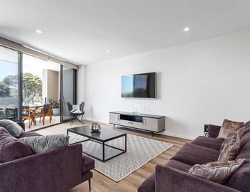 Blairgowrie Apartment 1 - Newly renovated apartment across the road from Blairgowrie Foreshore. 4