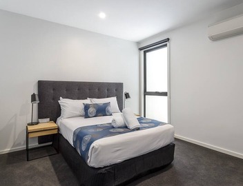 Blairgowrie Apartment 1 - Newly renovated apartment across the road from Blairgowrie Foreshore. 2