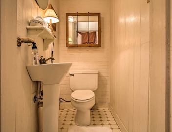 Historic Baton Rouge Vacation Rental: 6 Mi to LSU! 5
