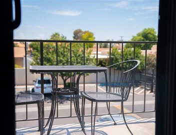 206 Stylish & Comfortable Desert Retreat in Scottsdale's Best Location 4