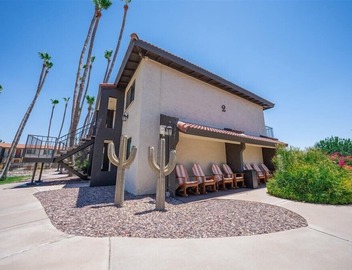 206 Stylish & Comfortable Desert Retreat in Scottsdale's Best Location 5