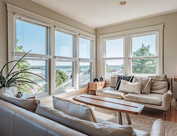 Spectacular Views & Comforts of Home in Portland s Most Desirable Neighborhood 3