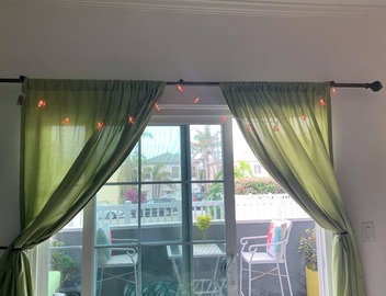 2 blocks 2 Beach Beautiful Condo with Pool 2