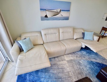 Destin West Gulfside #605 ~Free Beach Service! Amazing View! Lazy River & Pools! 5