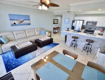 Destin West Gulfside #605 ~Free Beach Service! Amazing View! Lazy River & Pools! 4