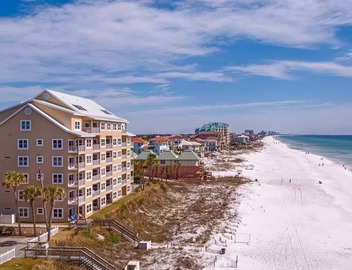 Emerald Dunes 105 - Gulf Front, Crystal Beach, Heated Community Pool, Hot Tub! 5
