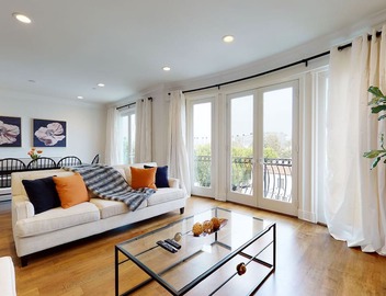 Luxurious & Private Beverly Hills Condo with Views 5