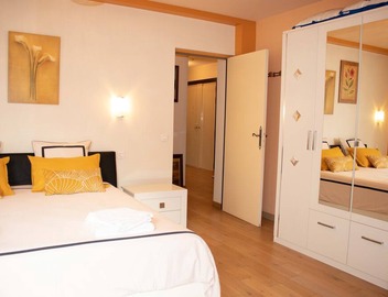 TOP Location, AC,Beautiful, Spacious,Security ,2BR,80M²,Le Marais Saint-Paul 5