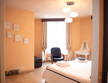 TOP Location, AC,Beautiful, Spacious,Security ,2BR,80M²,Le Marais Saint-Paul 2