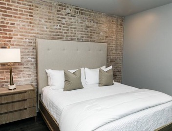 Modern Comfort: Stylish & Cozy Retreat in New Orleans' CBD 3