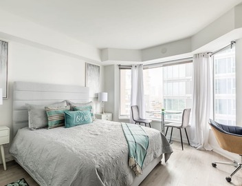 Charming Yorkville Condos 4