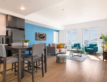 Chic & Cozy, Walk to little Tokyo, Free Parking, Gym and Rooftop Views 3
