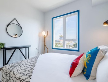 Chic & Cozy, Walk to little Tokyo, Free Parking, Gym and Rooftop Views 5