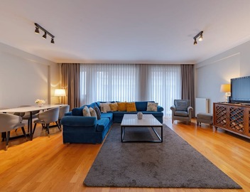 Spacious 3-bedroom apartment in amazing İstanbul with AC 3