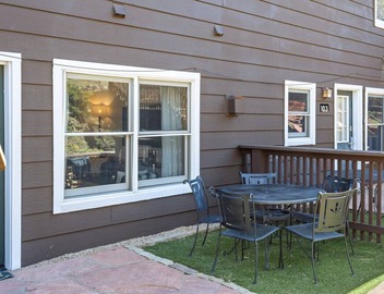 Estes Park Condo w/Hot Tub & Lake Views Near RMNP 2