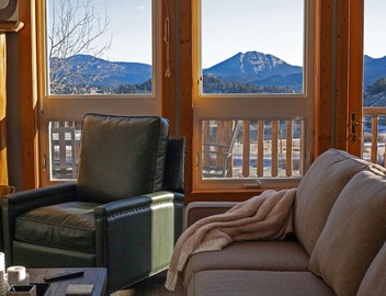 Mountain View Condo w/Hot Tub 3