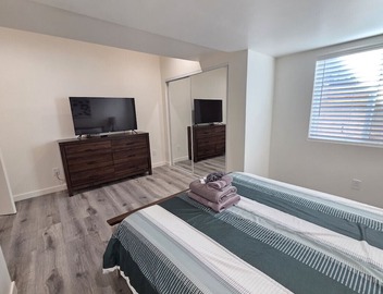 Modern Venice 2 Bedroom 4