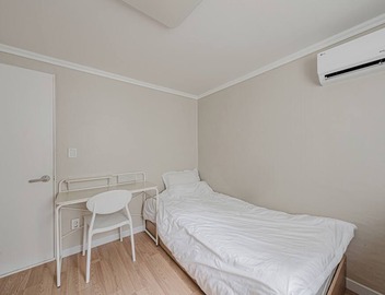 201-Apgujeong 1 Korean traditional style 3 room house 2
