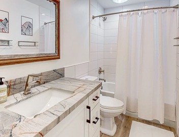 Indulge in Luxury and Comfort in Scottsdale, AZ where cozy meets chic 4