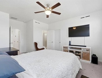 Gorgeous Kissimmee Townhouse Near Theme Parks! 2