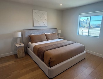 Luxury Coastal Malibu Retreat + Free Parking! 2