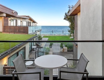 SA Beach by Stay Awhile Villas 5