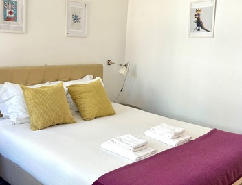 B2 Stylish and Cosy | River View | Central 2